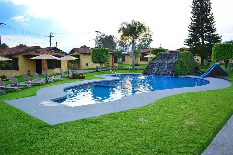 هتل Villas Layfer