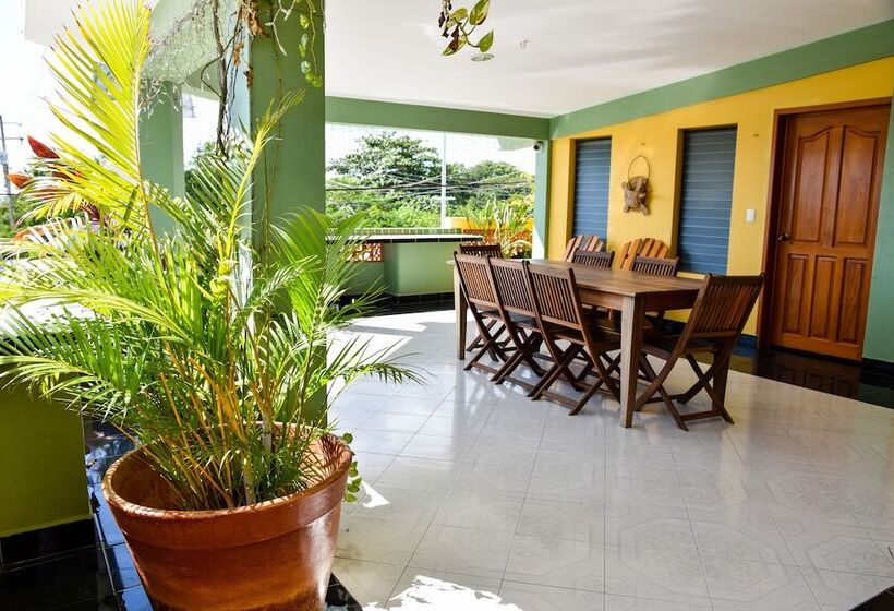 Общежитие Akumal