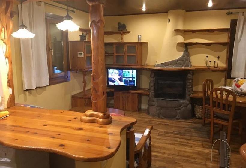 هاستل Boi Romanic Suites