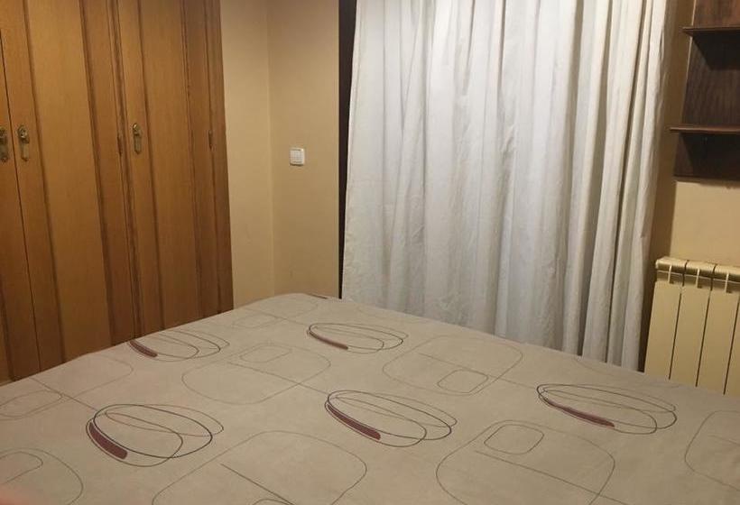 هاستل Boi Romanic Suites