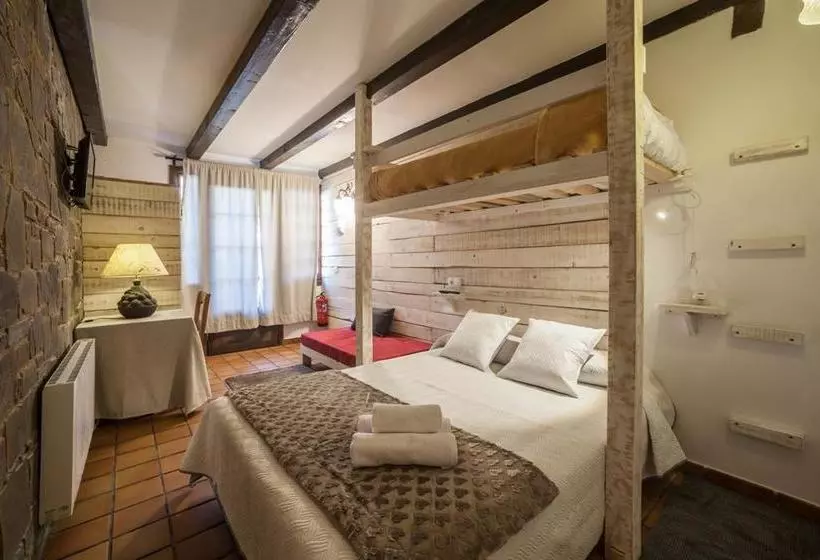 هاستل Boi Romanic Suites