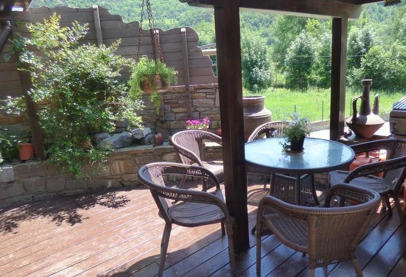 هاستل Boi Romanic Suites