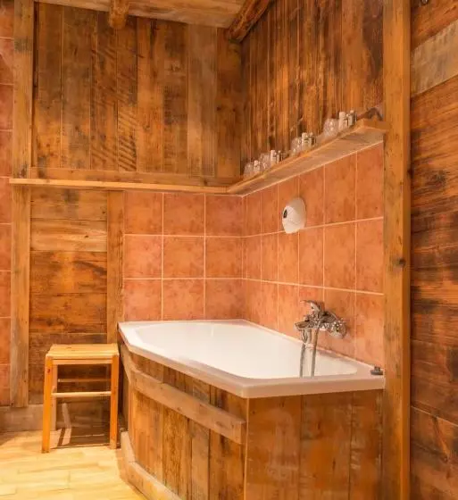 Lodji Hotel & Spa