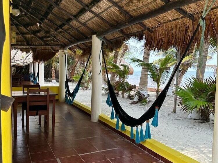 Hotelli Maya Luna Adults Only