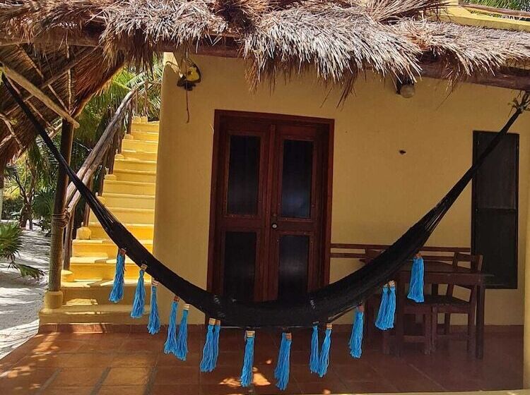 Hotelli Maya Luna Adults Only