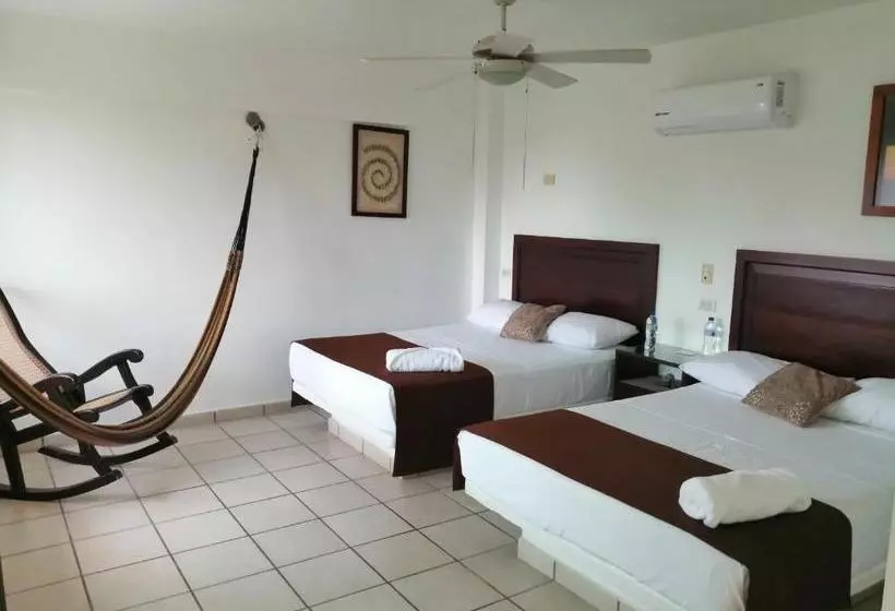 ホテル Arrecife Chachalacas