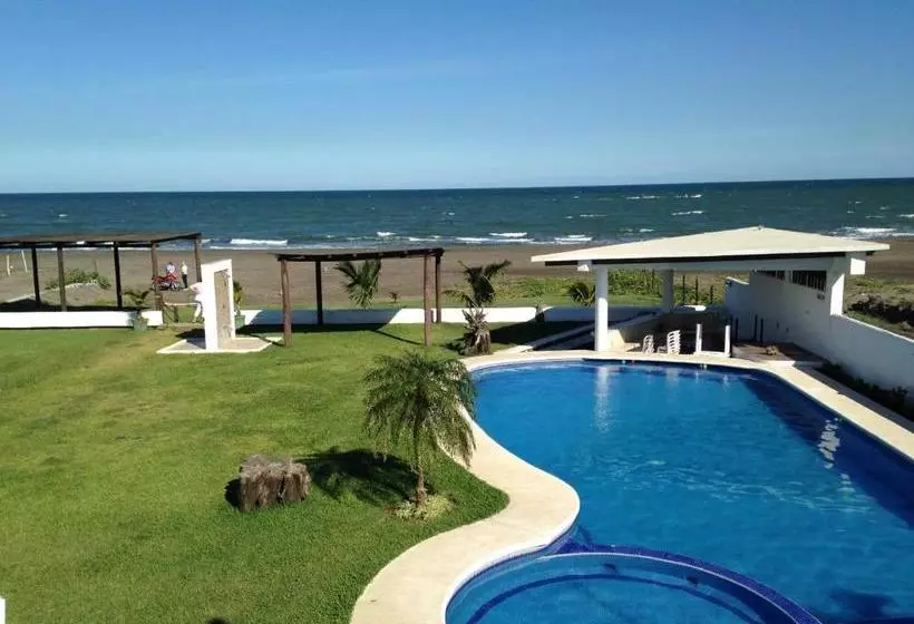 ホテル Arrecife Chachalacas