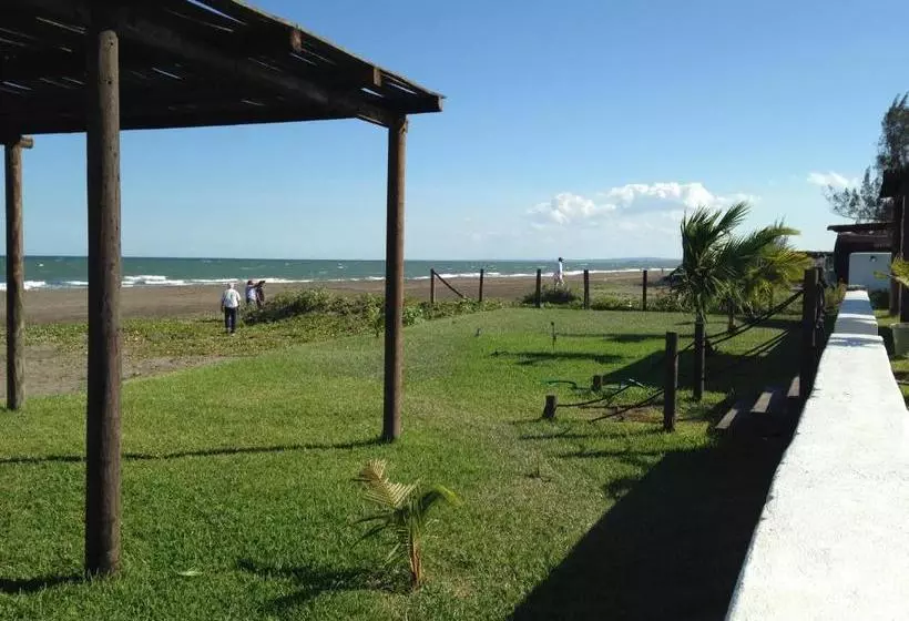ホテル Arrecife Chachalacas