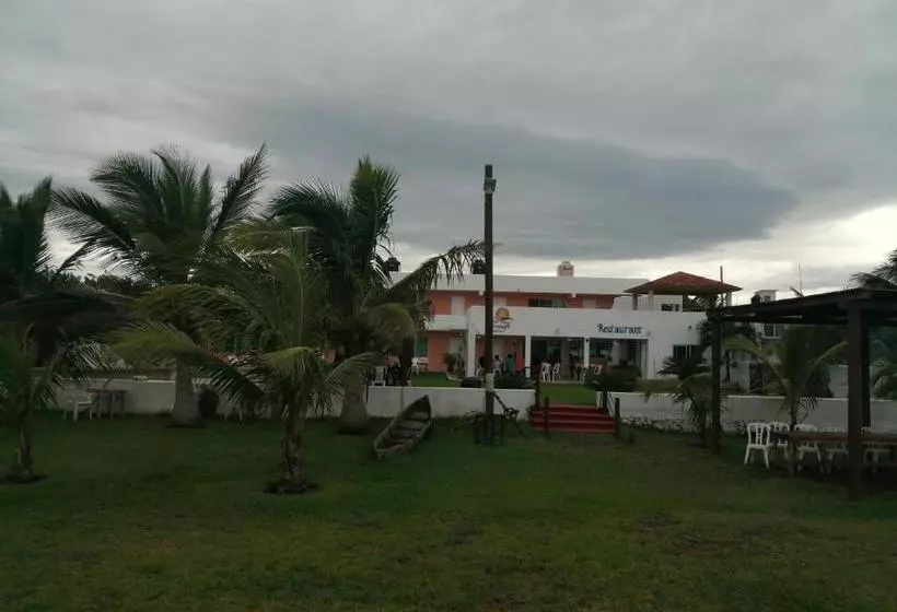 ホテル Arrecife Chachalacas