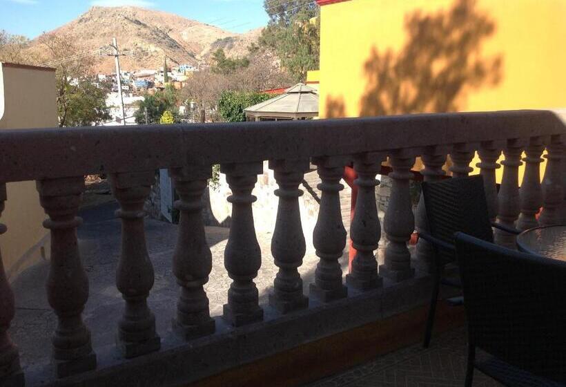 هتل Casona De Cantera