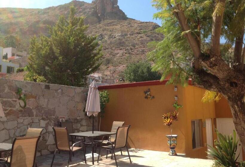 هتل Casona De Cantera