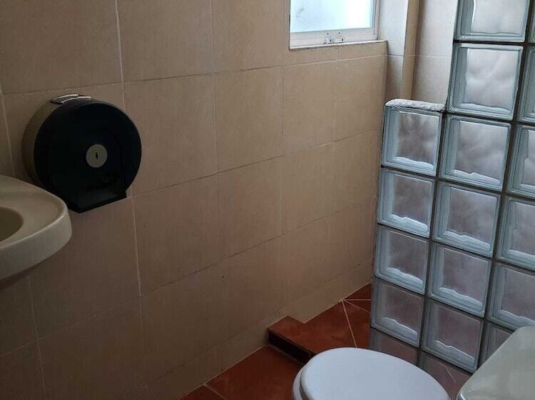 فندق & Hostal Mayflower