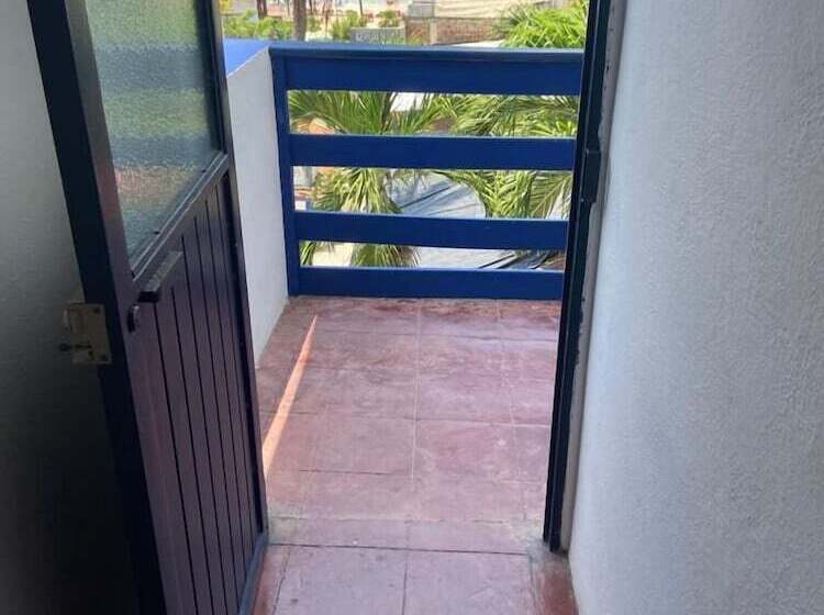 فندق & Hostal Mayflower