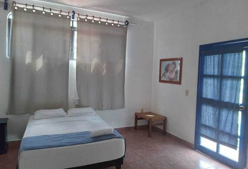 فندق & Hostal Mayflower