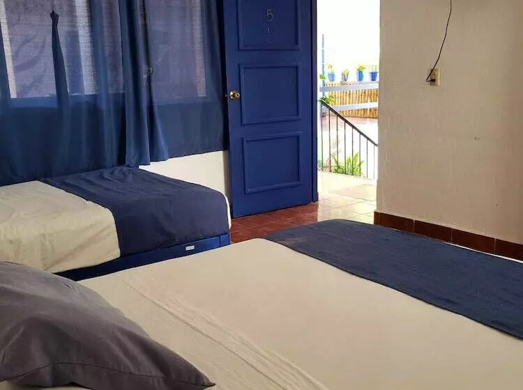 هتل & Hostal Mayflower
