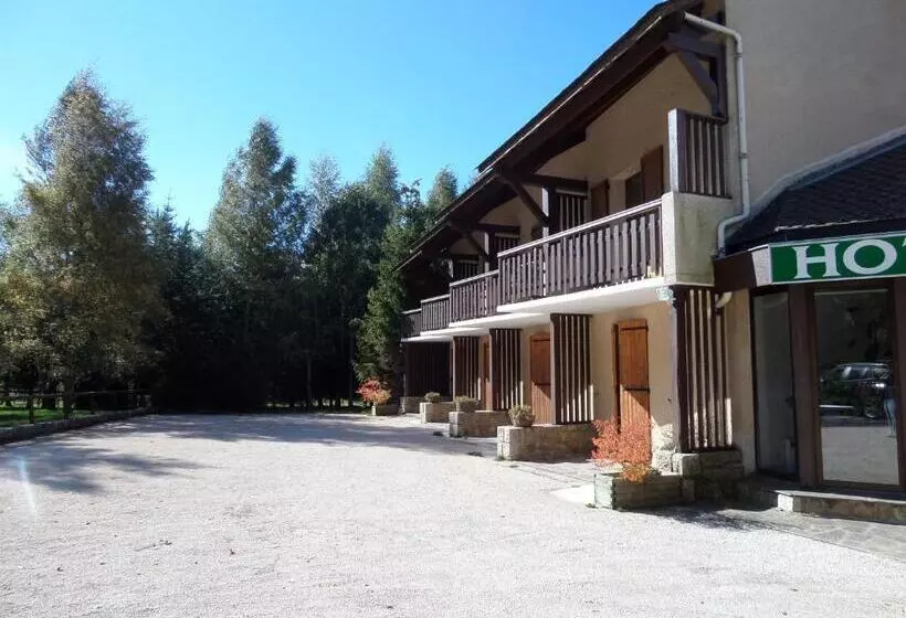 Hotelli Hôtel Le Bastide