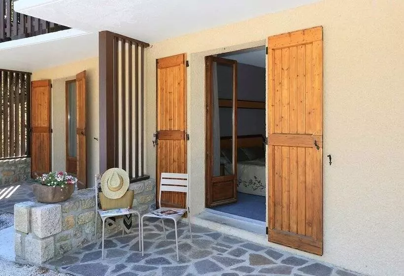 Hotelli Hôtel Le Bastide