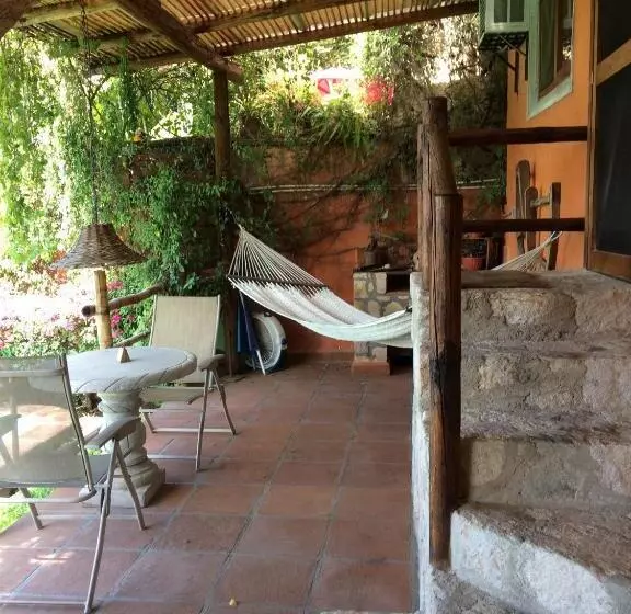 ホテル La Casa Del Guamúchil