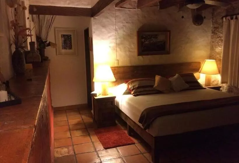 ホテル La Casa Del Guamúchil