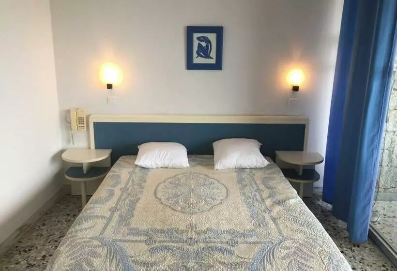 هتل La Parata