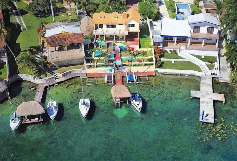 Отель Las Velas Bacalar