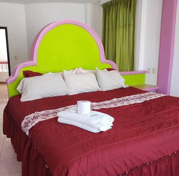 Hotelli Real Del Quijote A Sólo 50 Metros De La Playa