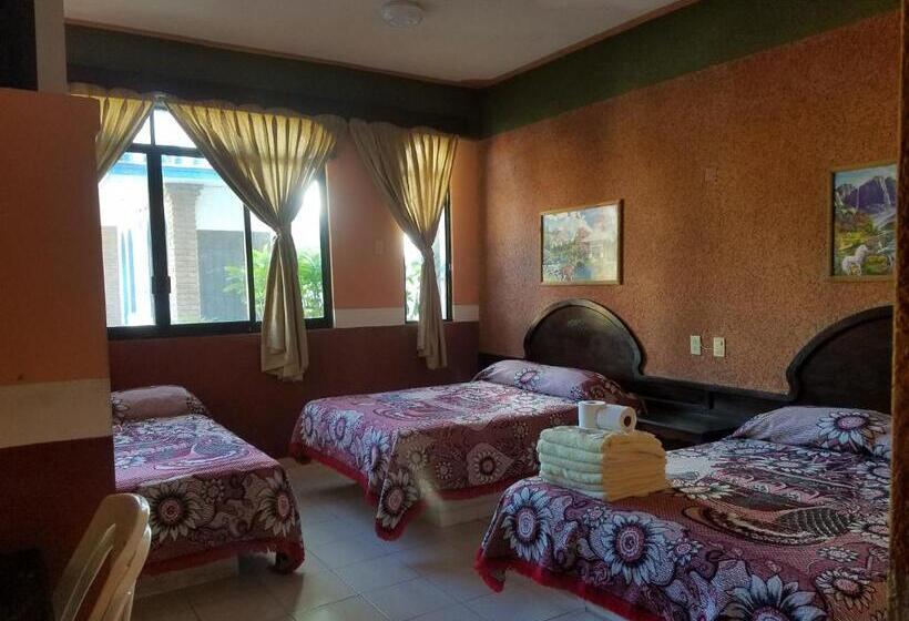 Hotelli Real Del Quijote A Sólo 50 Metros De La Playa