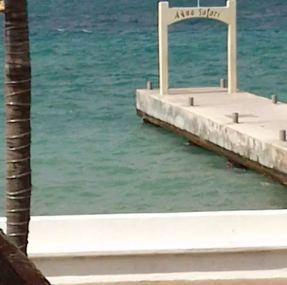 هتل Safari Inn