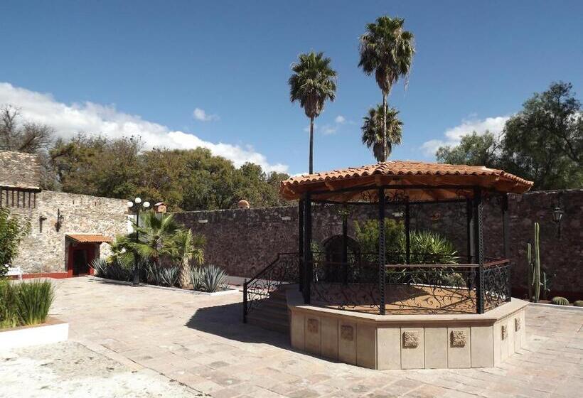 ホテル Spa Hacienda Real La Nogalera