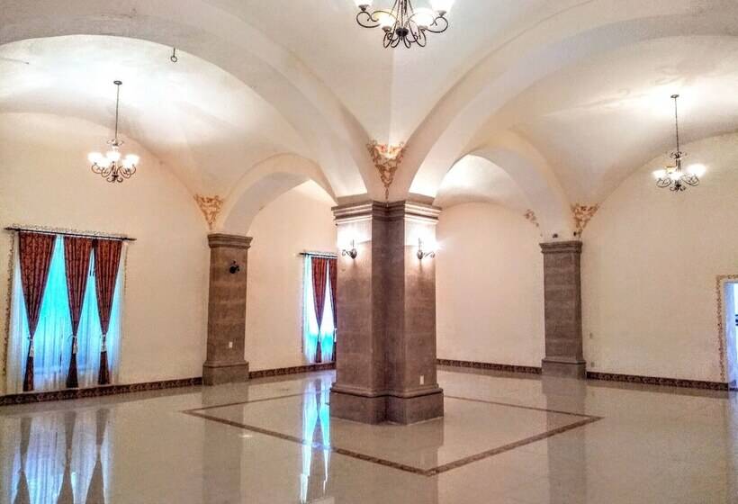 ホテル Spa Hacienda Real La Nogalera