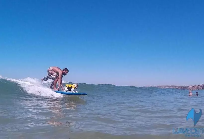Majatalo The Wave Baleal