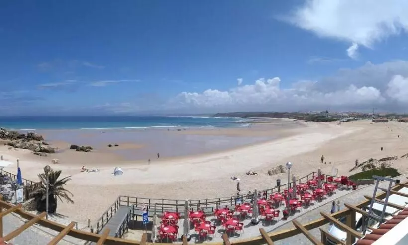 Majatalo The Wave Baleal