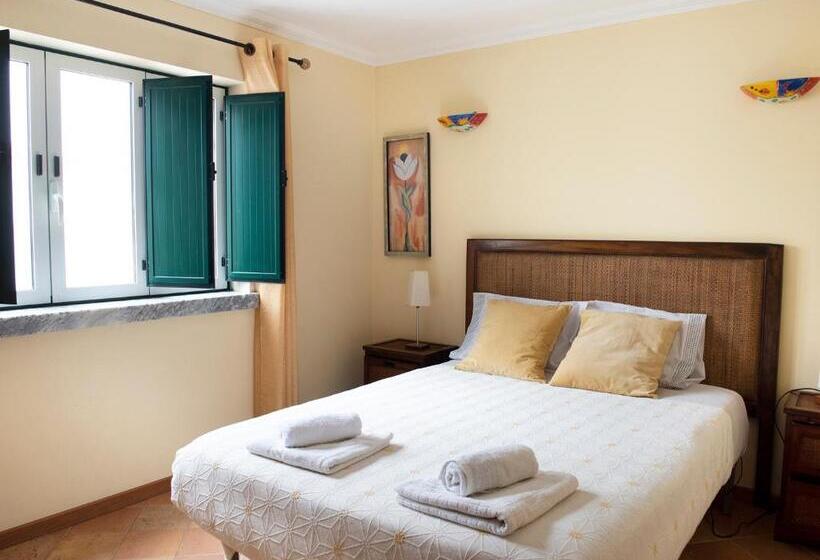 پانسیون The Wave Baleal