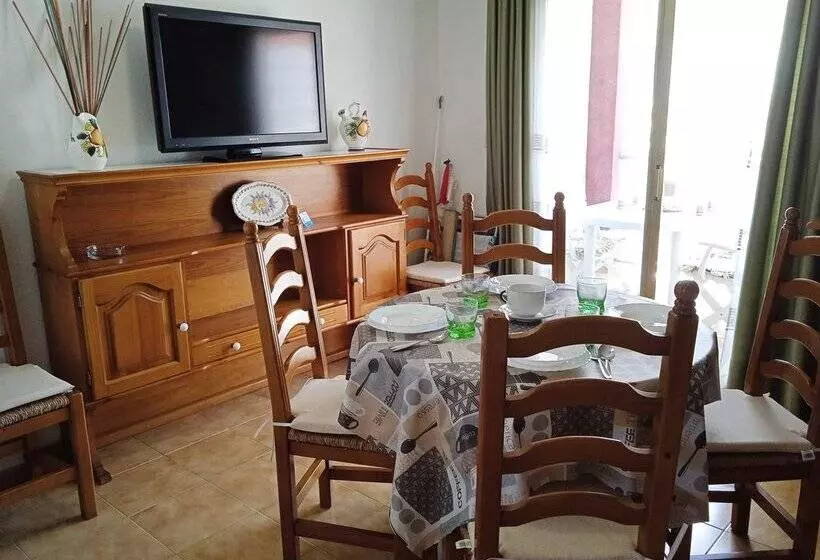 Apartamentos Pe?iscola I 3000