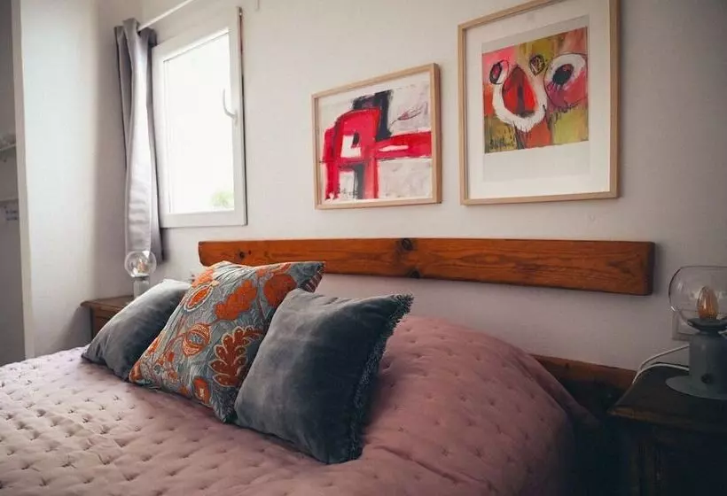 Aamiaismajoitus (B&B) Sweet Water Caminito Del Rey