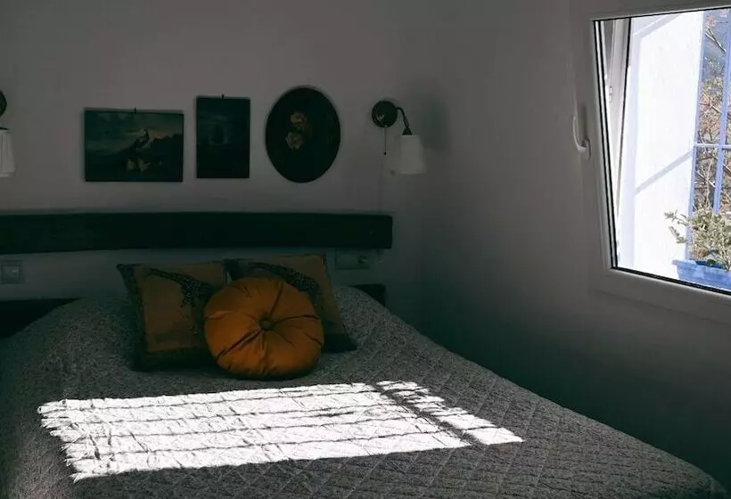 Aamiaismajoitus (B&B) Sweet Water Caminito Del Rey