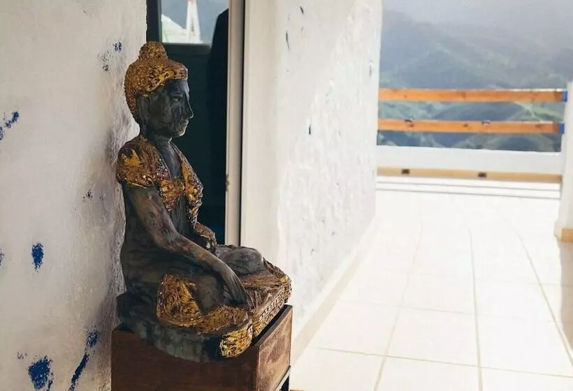 Aamiaismajoitus (B&B) Sweet Water Caminito Del Rey