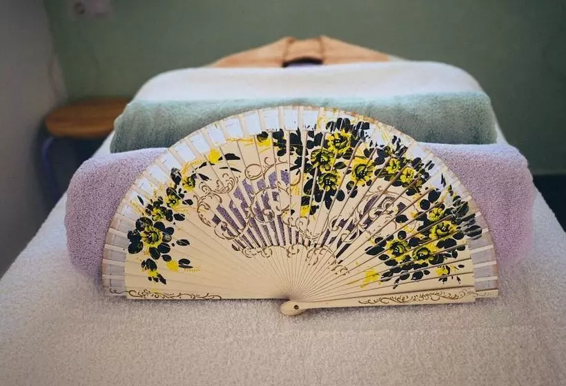 Aamiaismajoitus (B&B) Sweet Water Caminito Del Rey