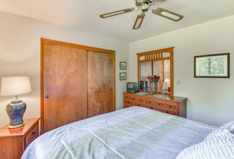 Cozy Cabin In Pine Mountain Lake Near Yosemite!