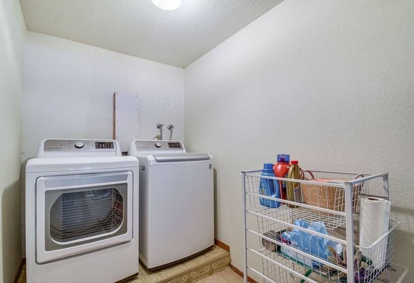 Cozy Cabin In Pine Mountain Lake Near Yosemite!