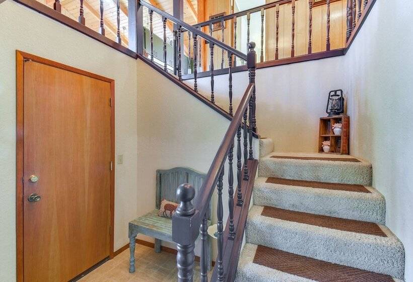 Cozy Cabin In Pine Mountain Lake Near Yosemite!