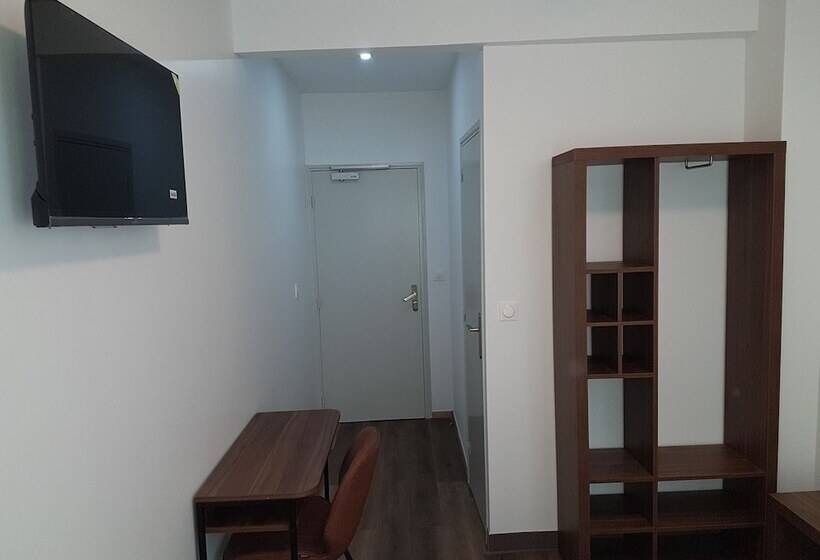 Hotell Auberge De Bagneux