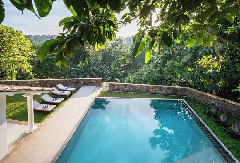 Hotelli Villa Pooja Kanda