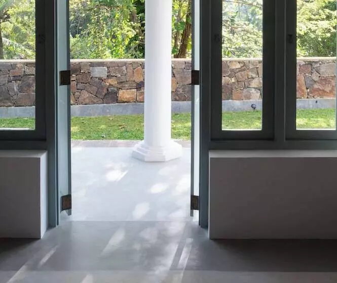 Hotelli Villa Pooja Kanda