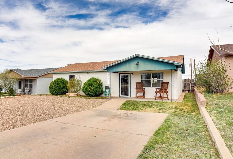 New Mexico Smart Home W/ Private Yard & Grill