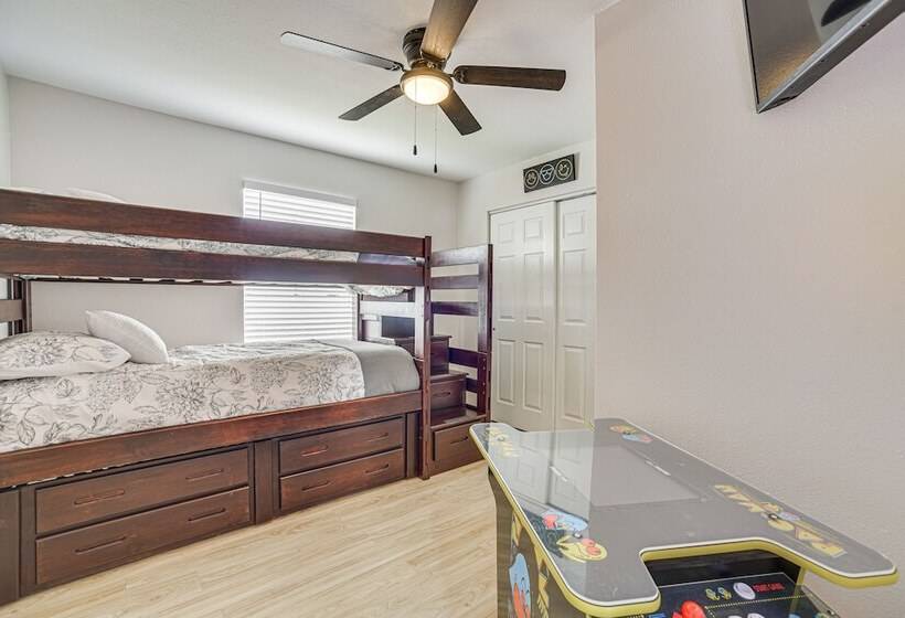 New Mexico Smart Home W/ Private Yard & Grill