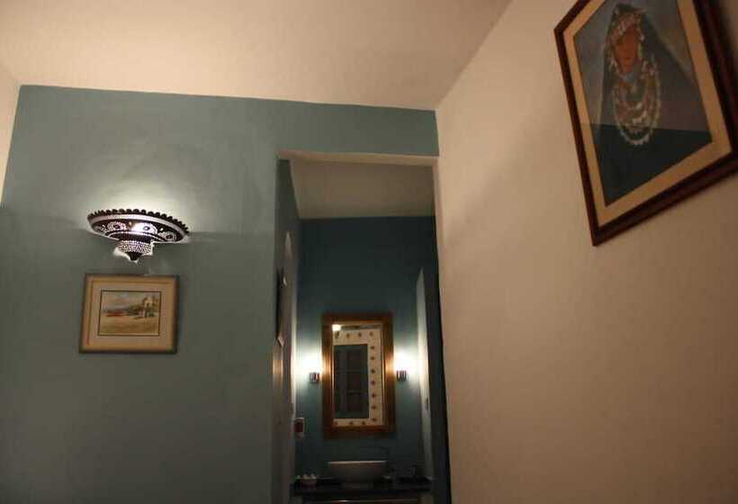 پانسیون Ryad Dar Al Maknassia