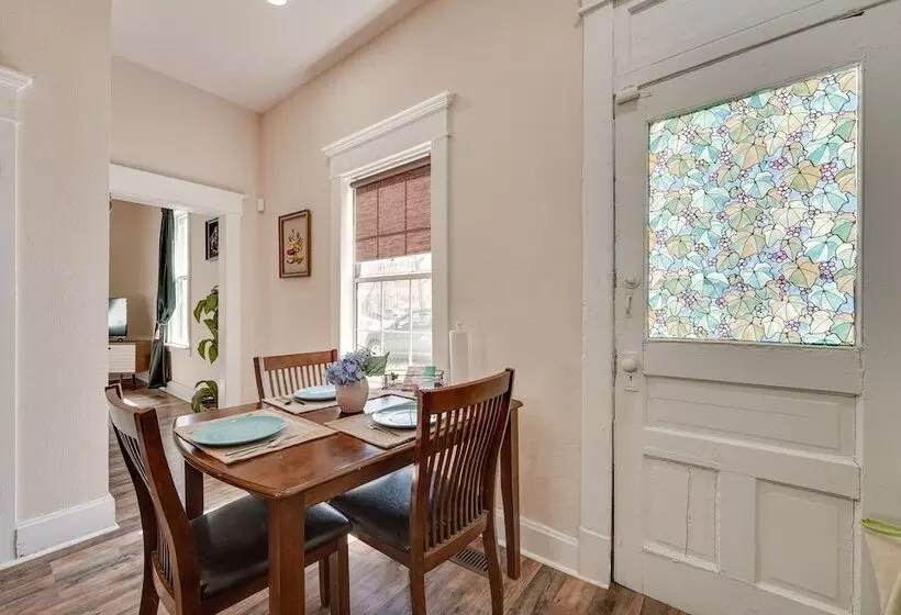 Springfield Home < 1/2 Mi To Commercial Street!