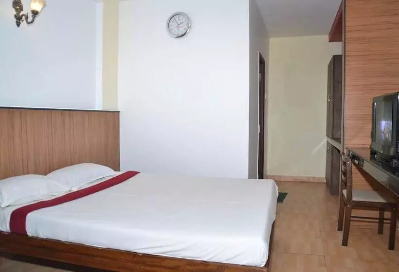 Yagappa Heritage Resort   Near Lake & Bus Stand