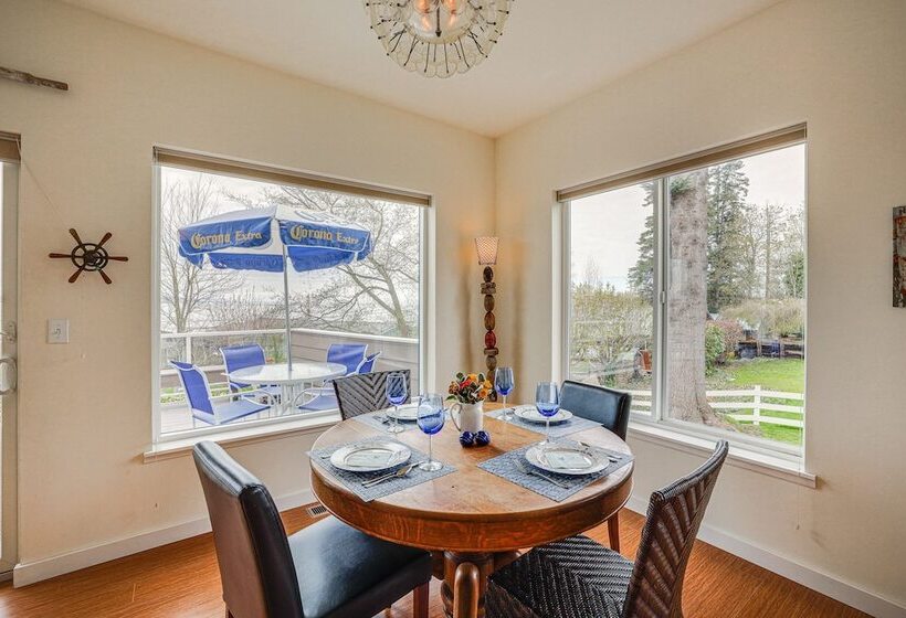 Beautiful Birch Bay Retreat W/ Deck & Fire Pit!